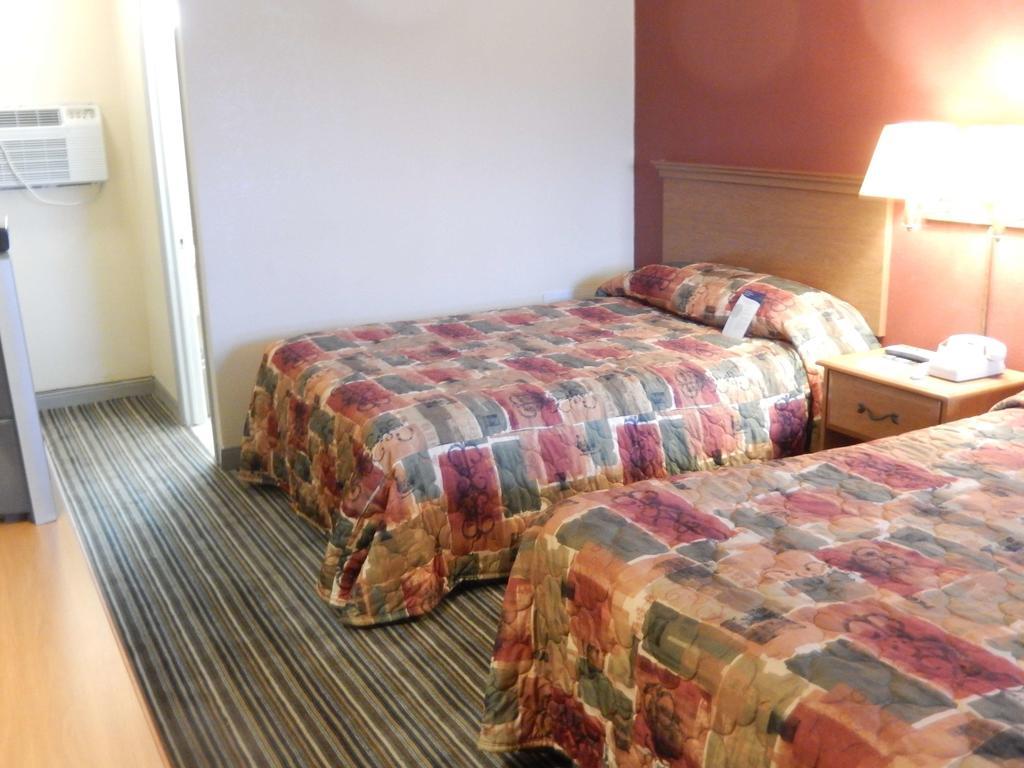 Scottish Inns And Suites- Bordentown, Nj Εξωτερικό φωτογραφία